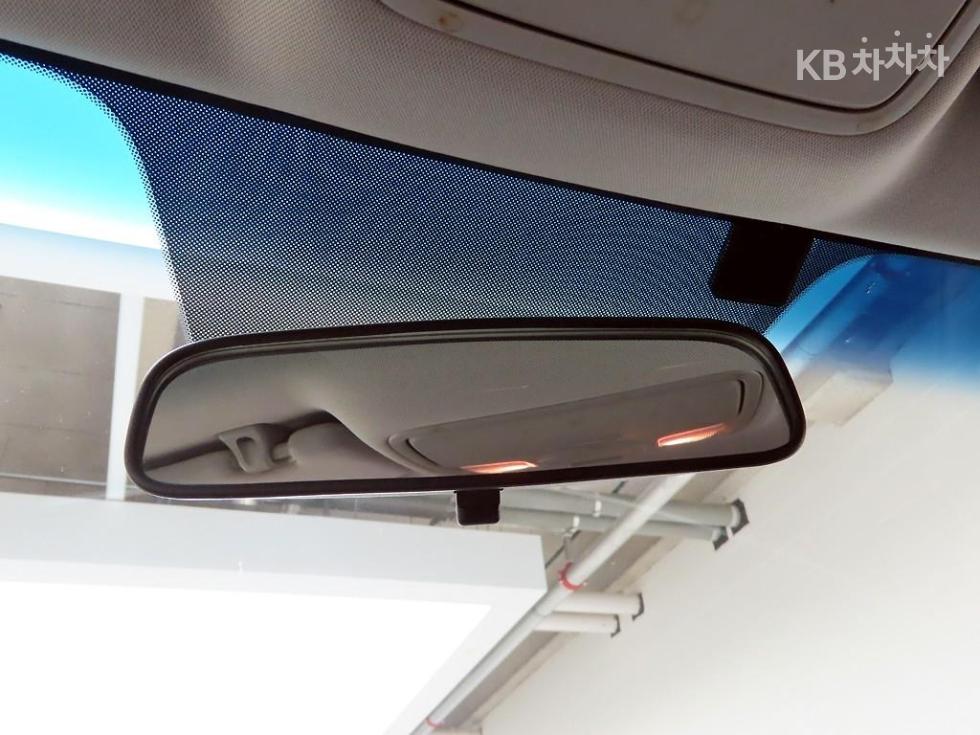 Kia K5 — miniaturë 17