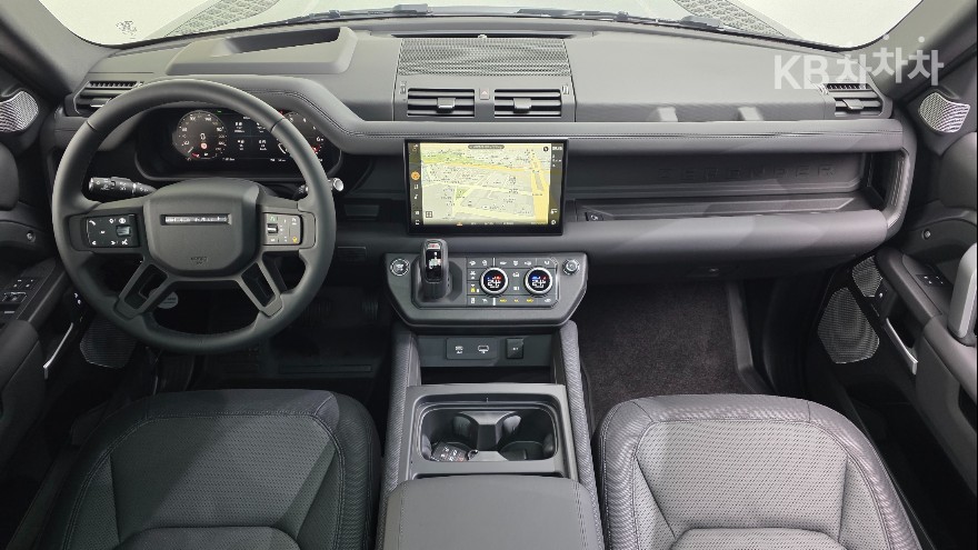 Land Rover Defender — miniaturë 9