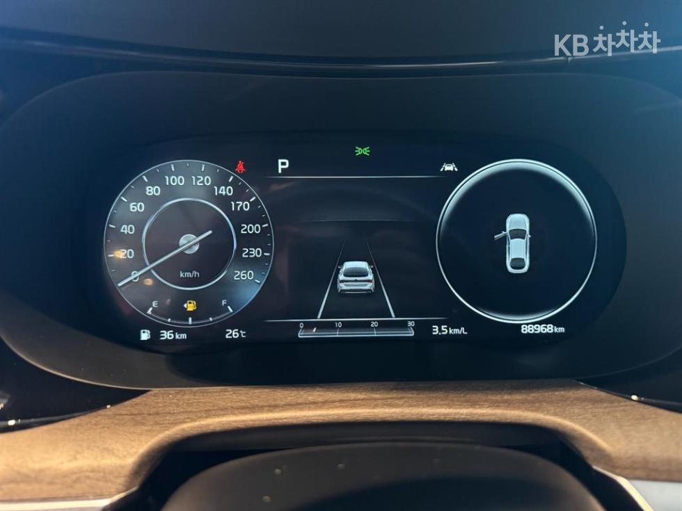 Kia K5 — miniaturë 8