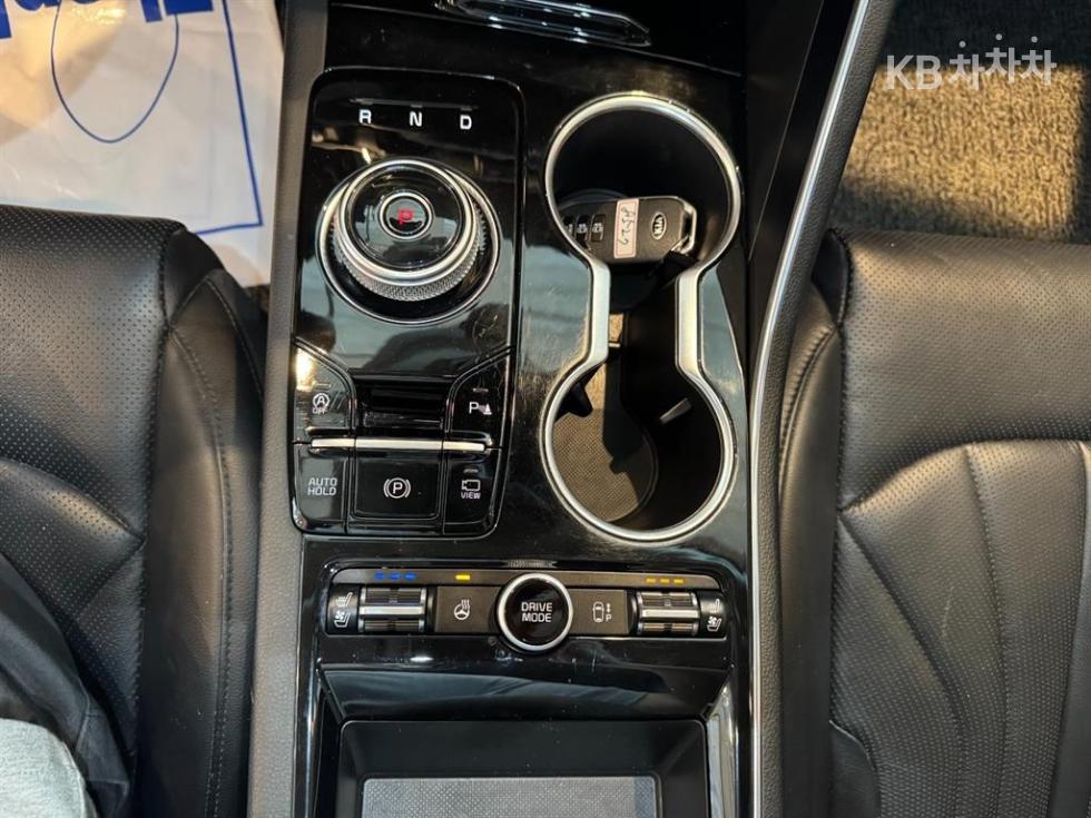 Kia K5 — miniaturë 10