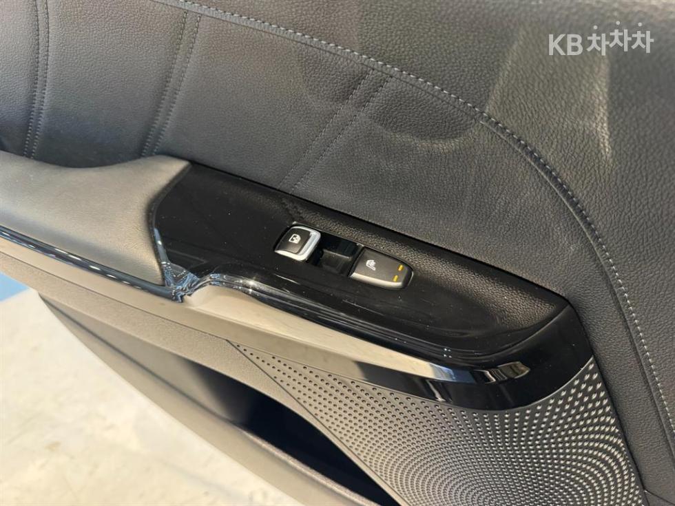 Kia K5 — miniaturë 17