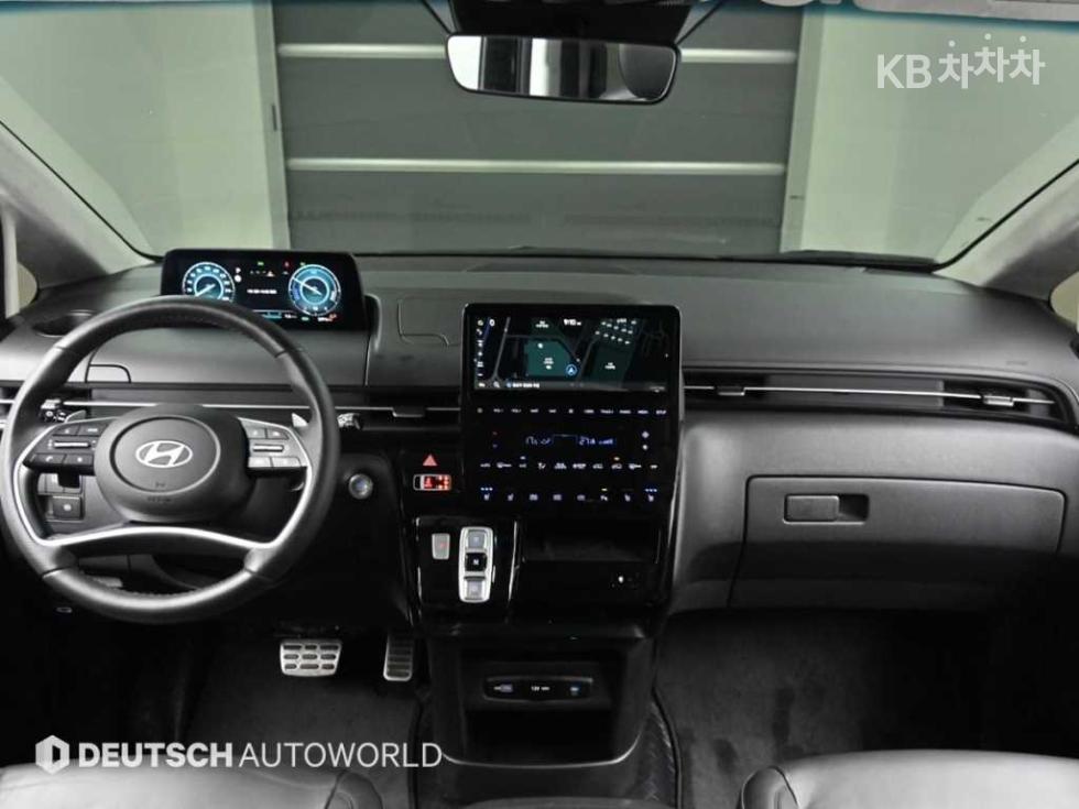 Hyundai Staria — miniaturë 7