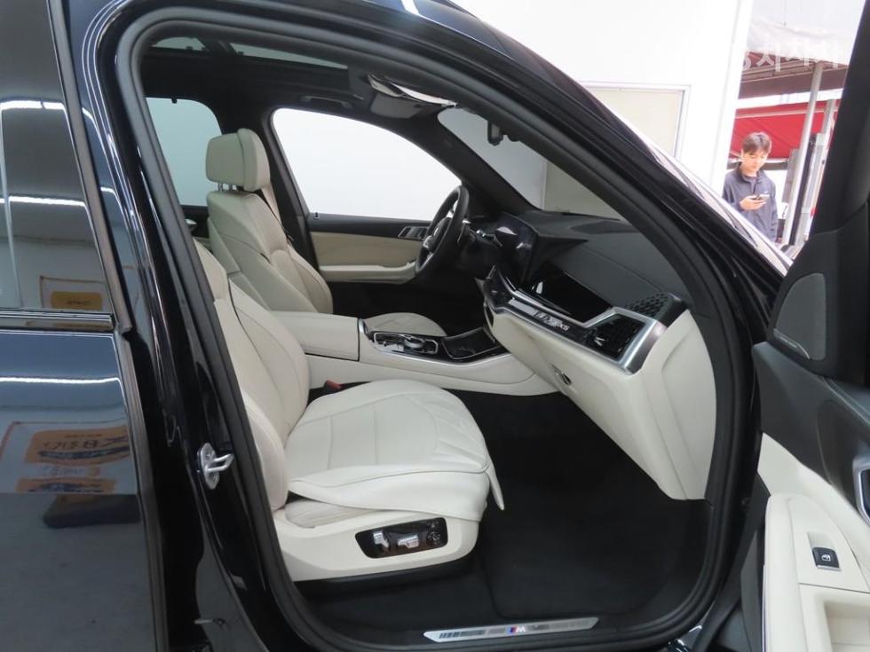 BMW X5 — miniaturë 8