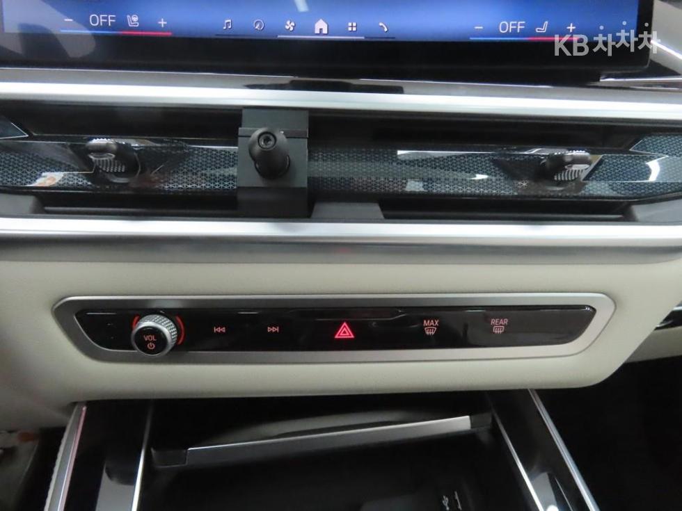 BMW X5 — miniaturë 12