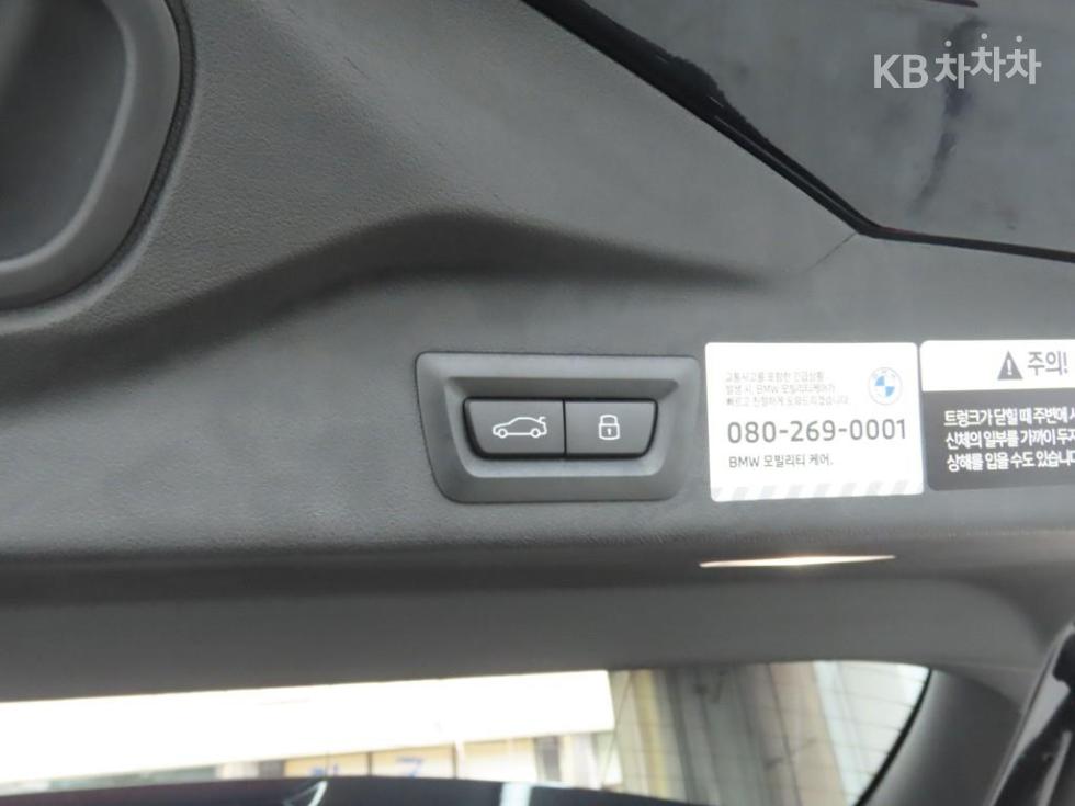 BMW X5 — miniaturë 18