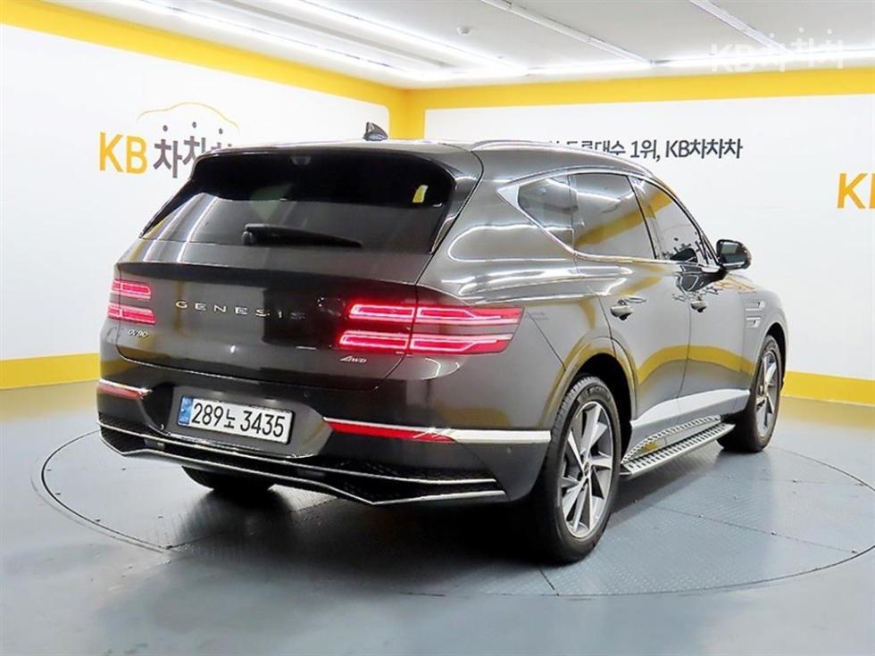2024 Genesis GV80 photo
