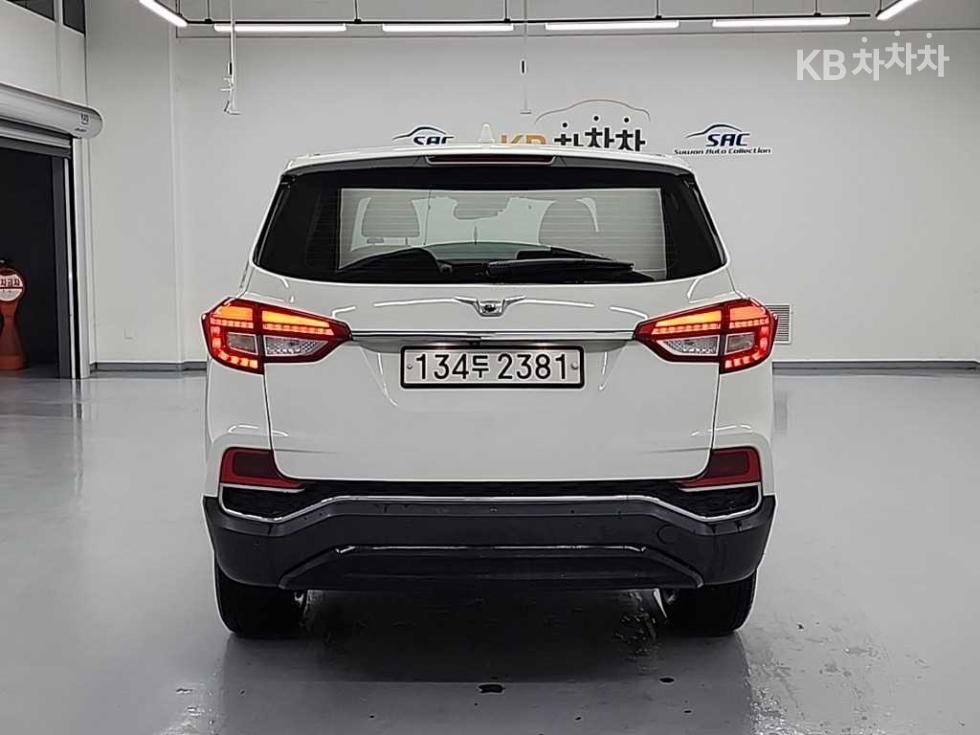 2018 KG Mobility KG G4 photo
