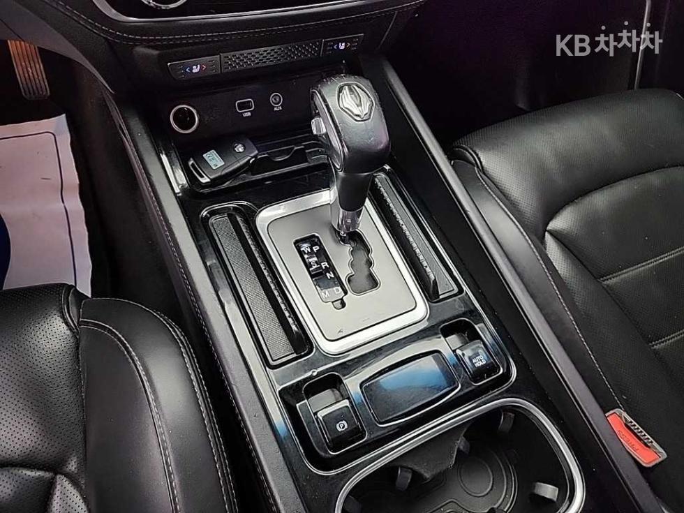 2018 KG Mobility KG G4 photo