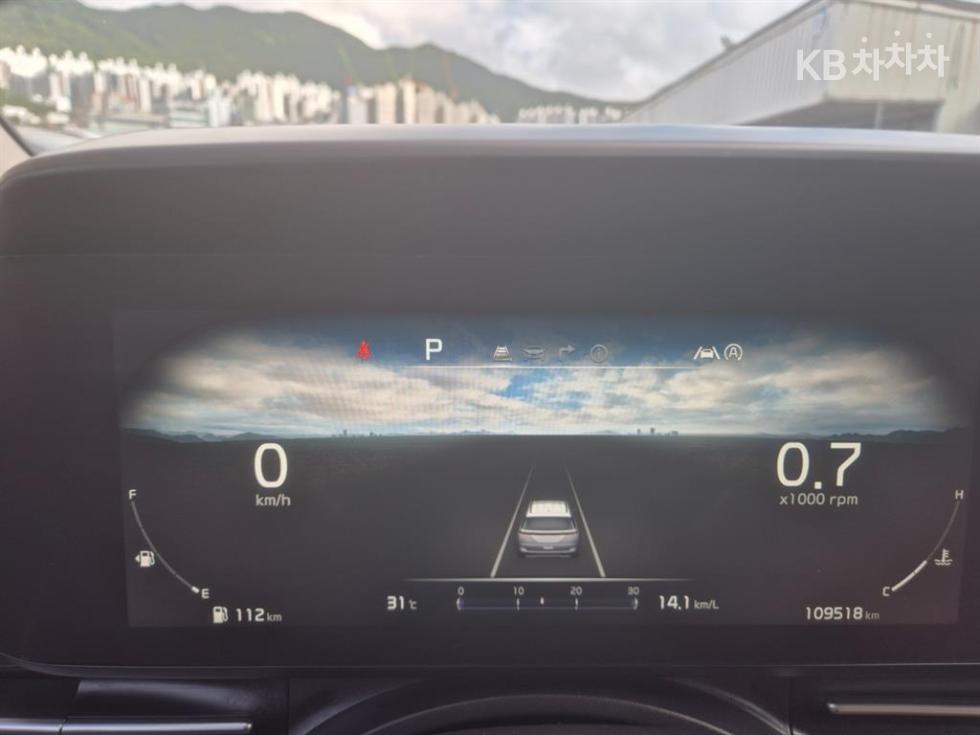 Kia Carnival — miniaturë 13