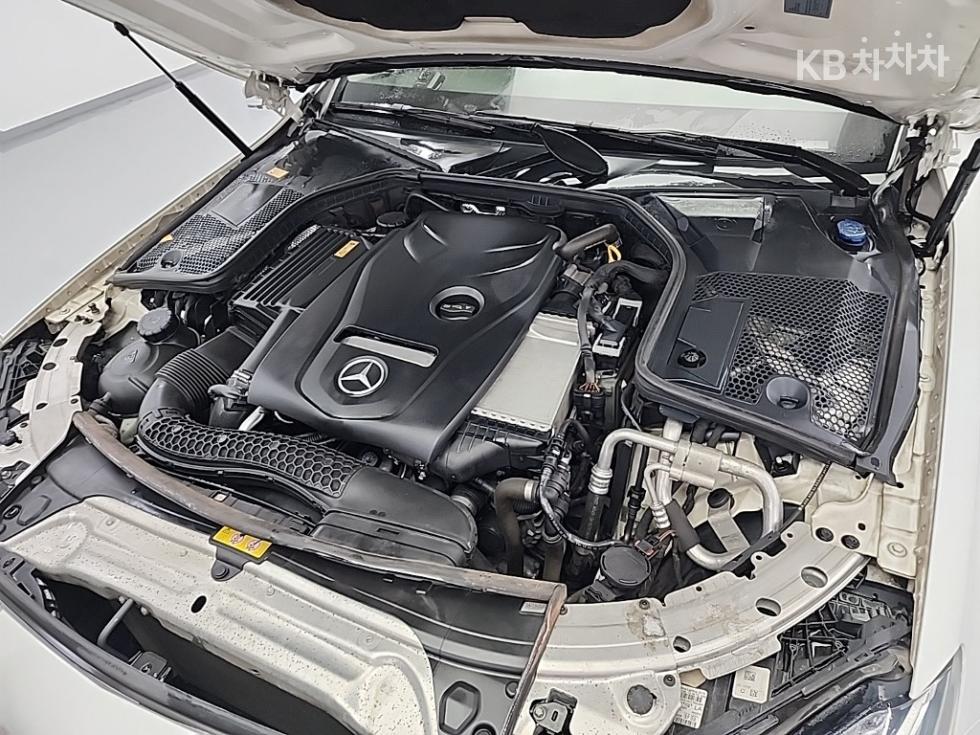 2015 Mercedes-Benz C photo
