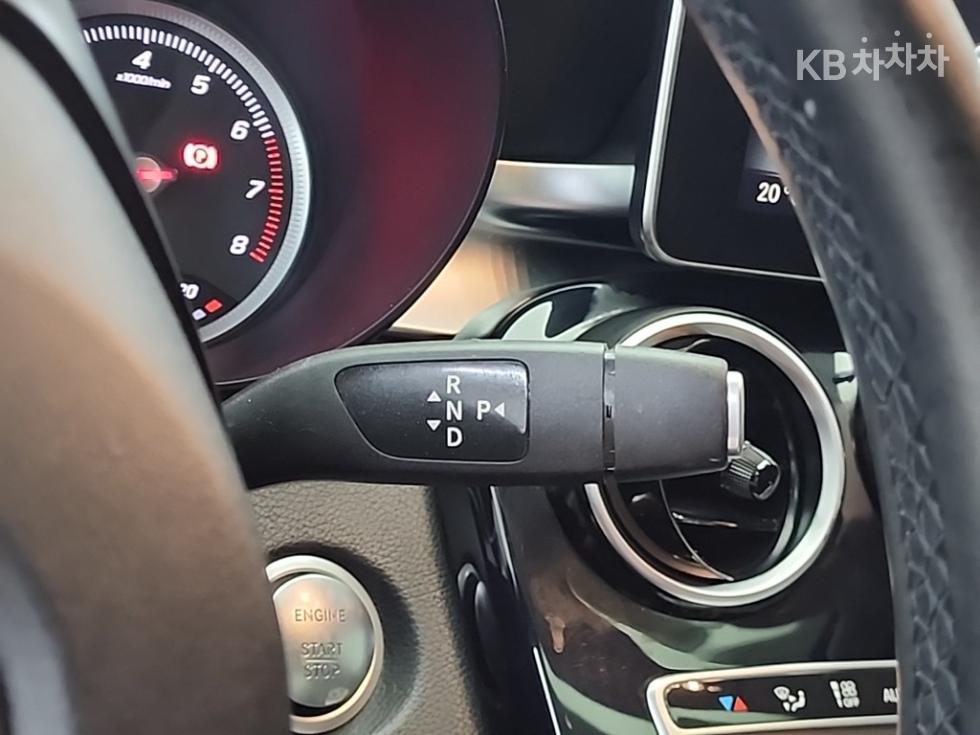 2015 Mercedes-Benz C photo