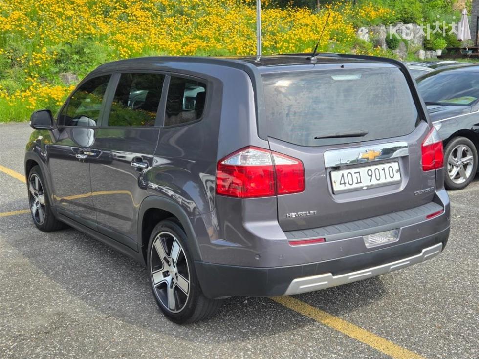 Chevrolet Orlando — miniaturë 4