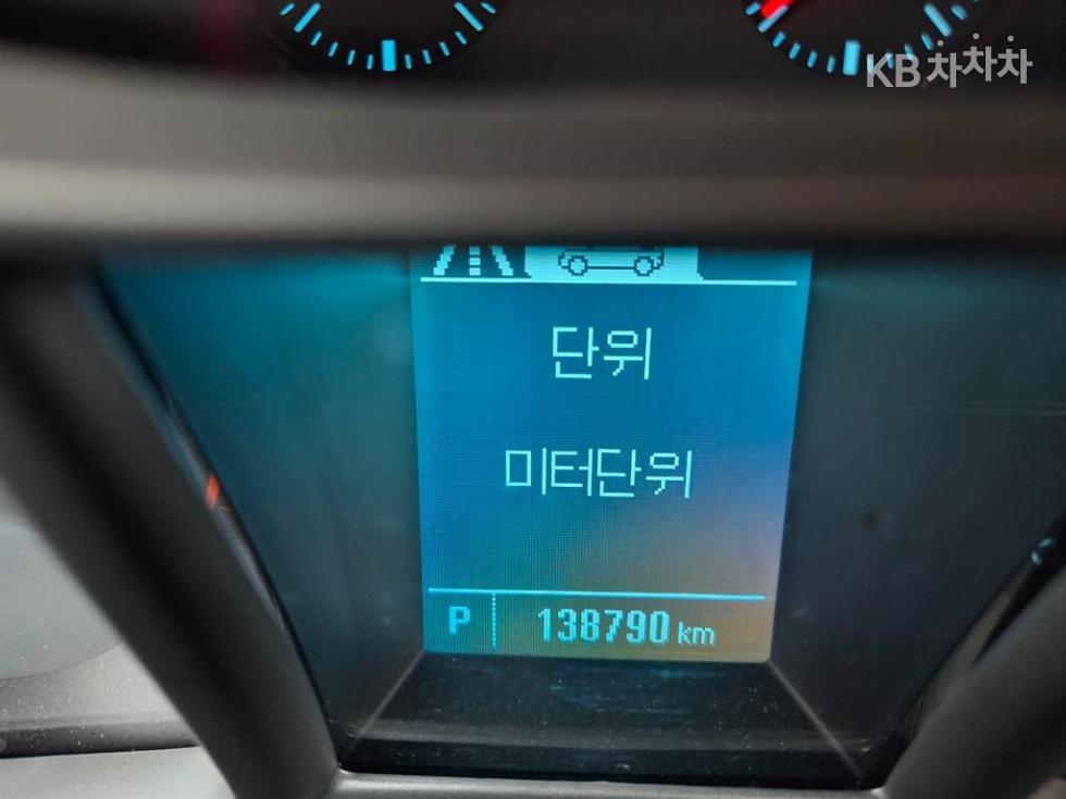 Chevrolet Orlando — miniaturë 18