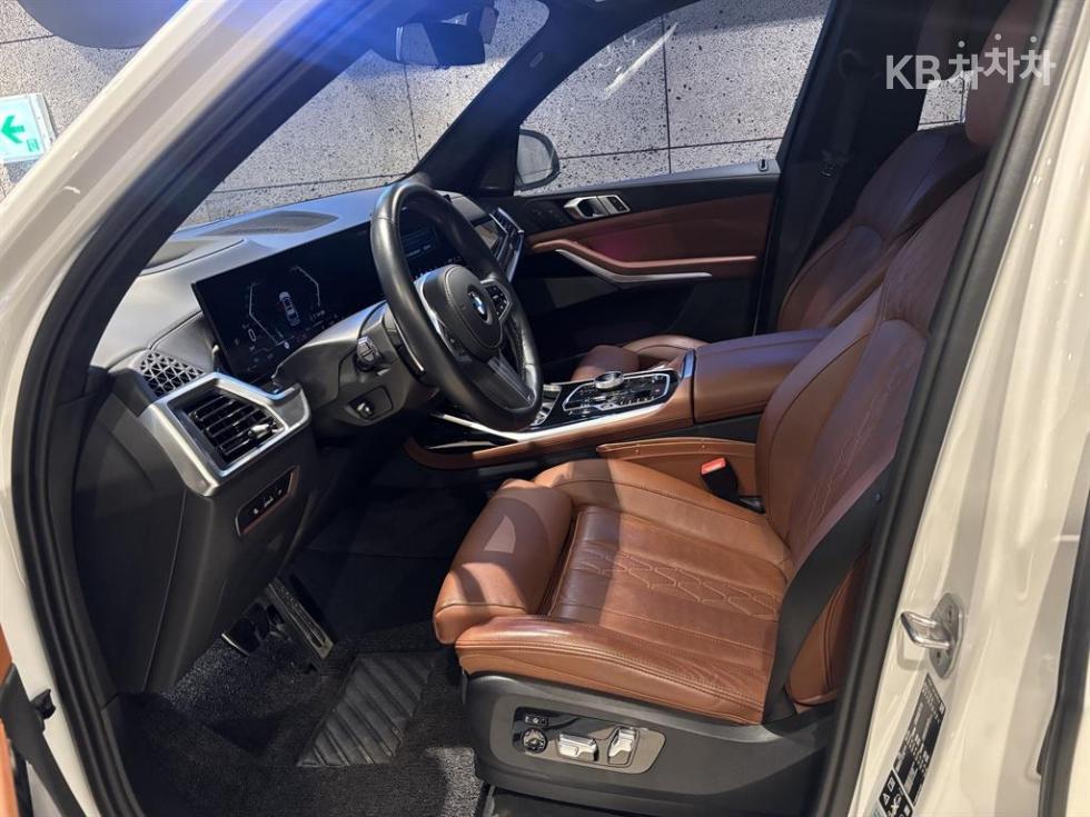BMW X7 — miniaturë 5