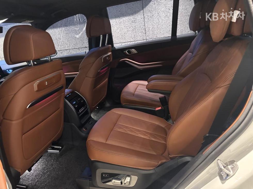 BMW X7 — miniaturë 6