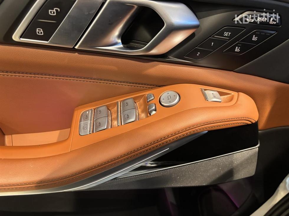BMW X7 — miniaturë 8