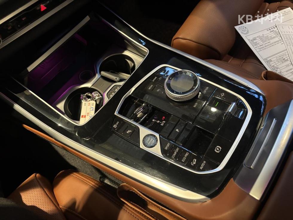 BMW X7 — miniaturë 14
