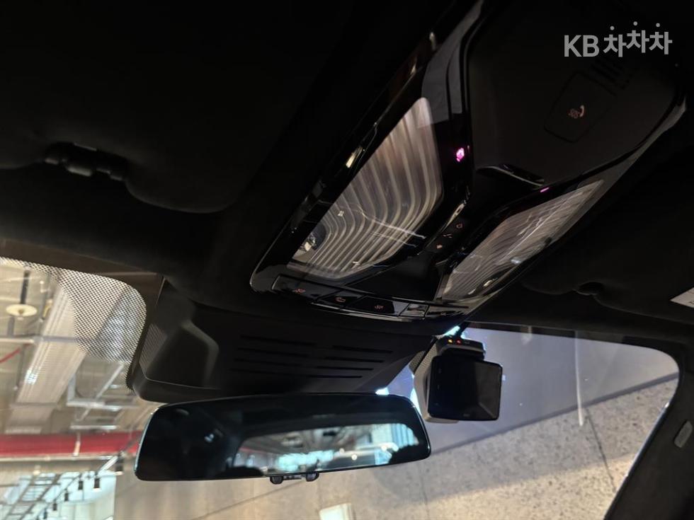 BMW X7 — miniaturë 16