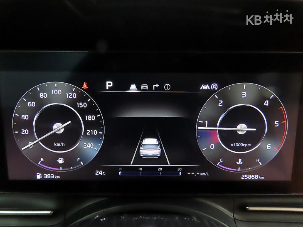 Kia Carnival — miniaturë 8