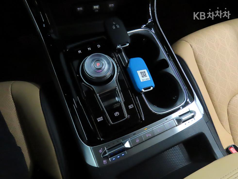 Kia Carnival — miniaturë 12