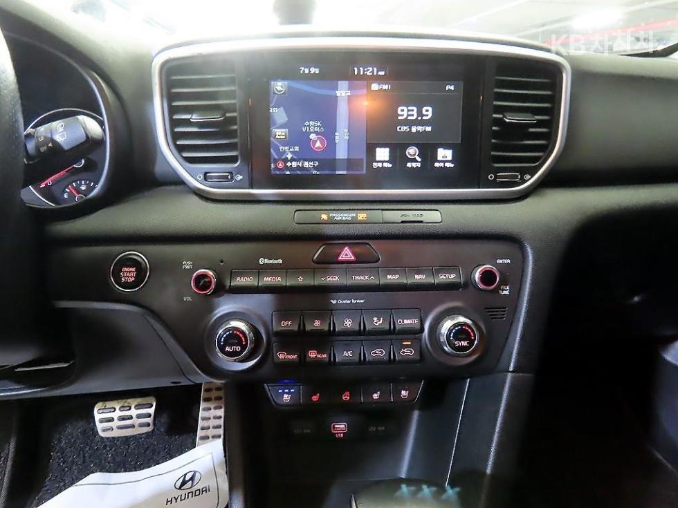 Kia Sportage — miniaturë 11