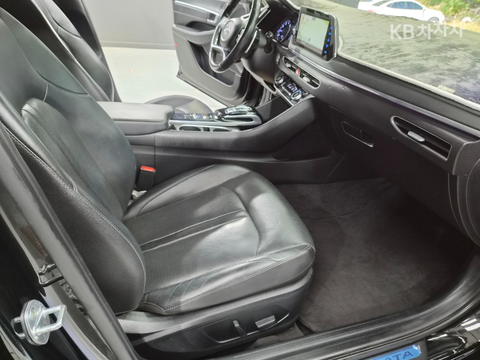 Hyundai Sonata — miniaturë 24