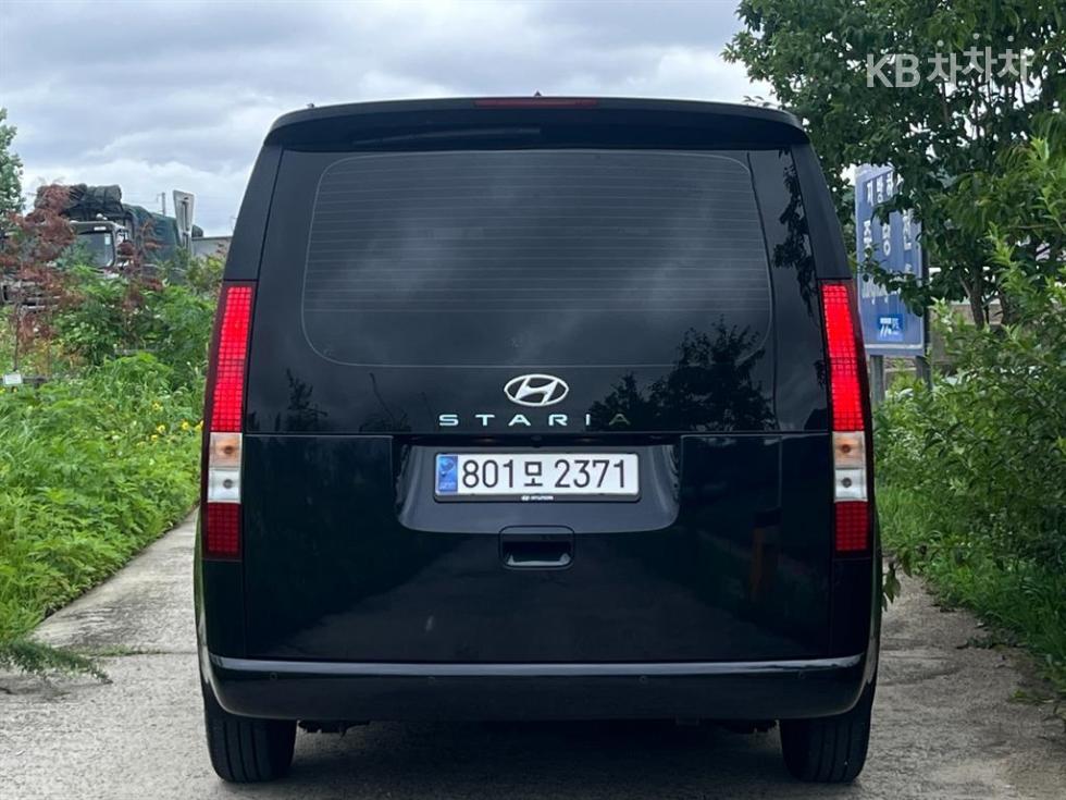 Hyundai Staria — miniaturë 3