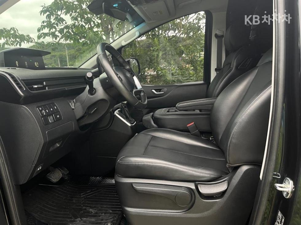 Hyundai Staria — miniaturë 14