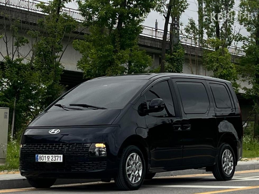 Hyundai Staria — miniaturë 19
