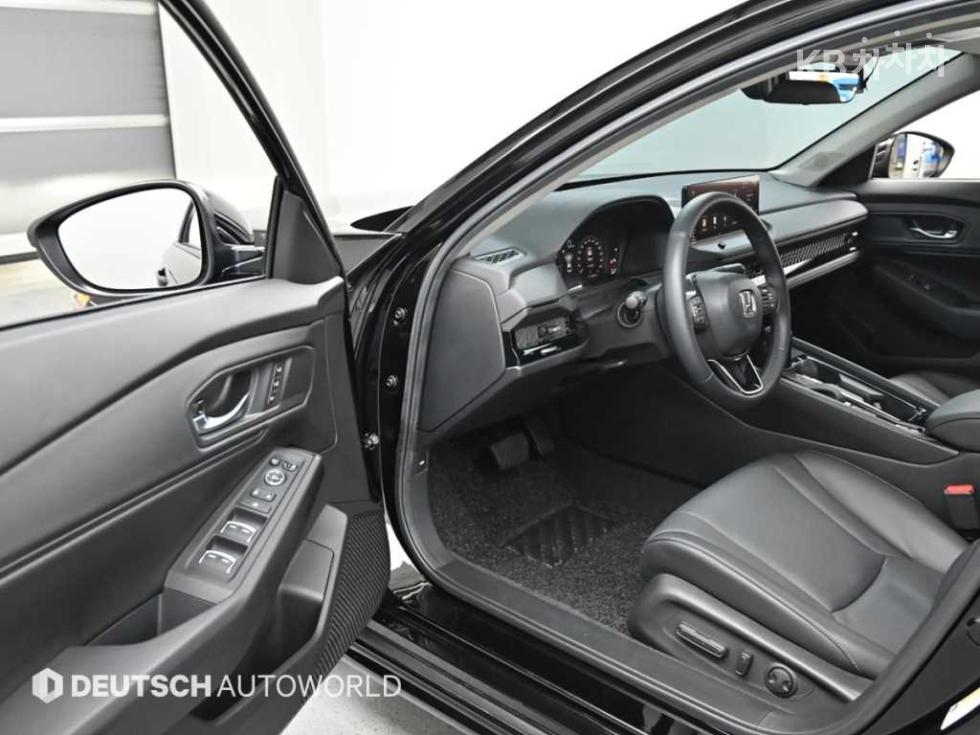 Honda Accord — miniaturë 11