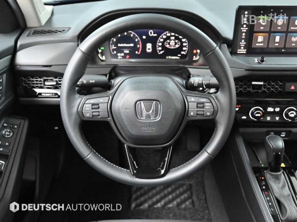 Honda Accord — miniaturë 13