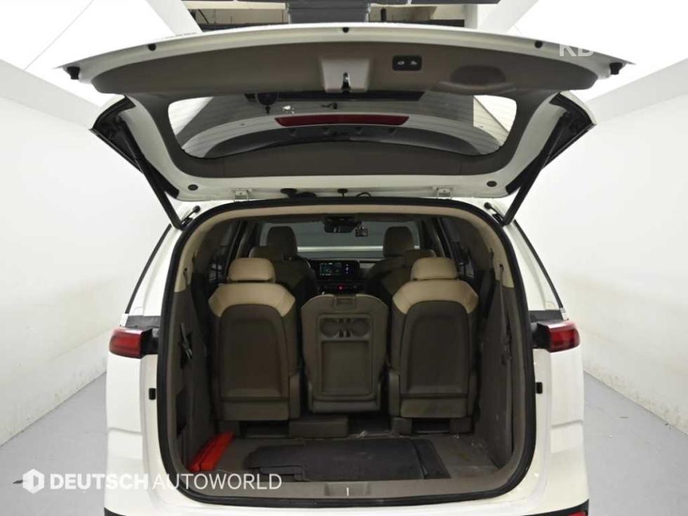 Kia Carnival — miniaturë 19