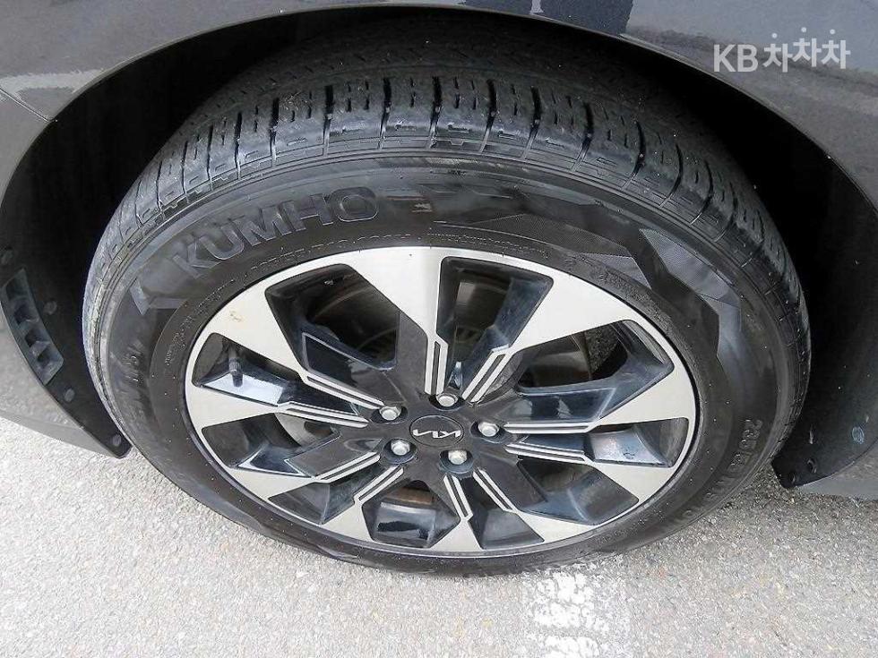 Kia Carnival — miniaturë 19