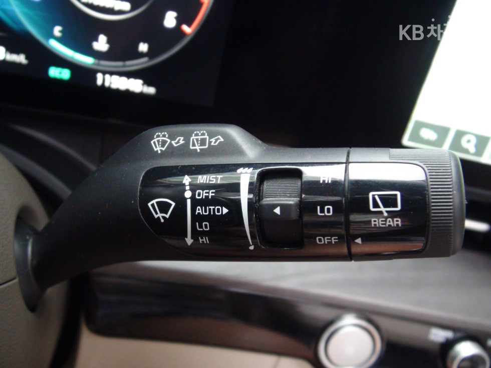 Kia Carnival — miniaturë 17