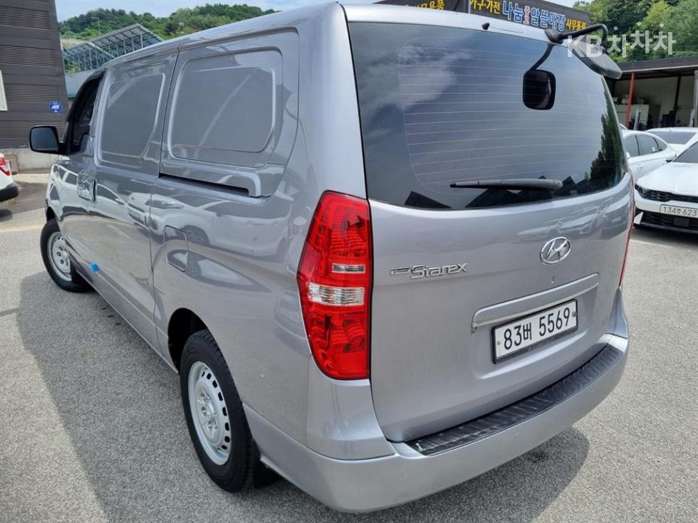 Hyundai Starex — miniaturë 4