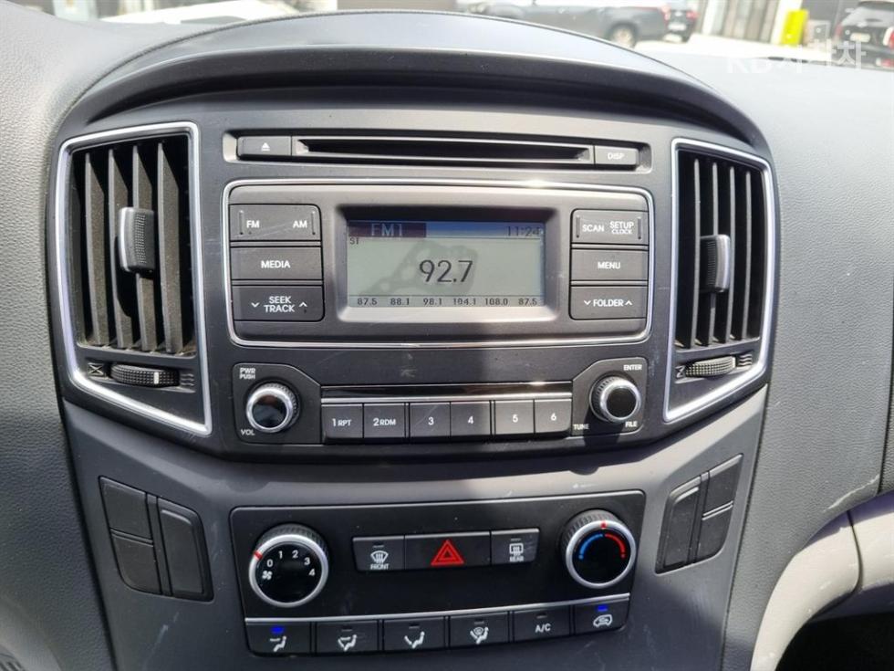 Hyundai Starex — miniaturë 10