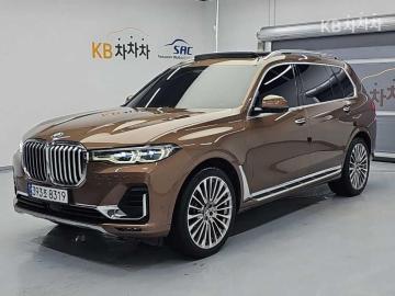 BMW X7 xDrive 40i Design Pure Excellence 6-Seater — foto 1