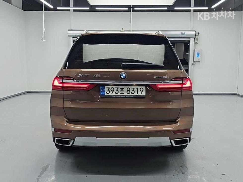 BMW X7 — miniaturë 3