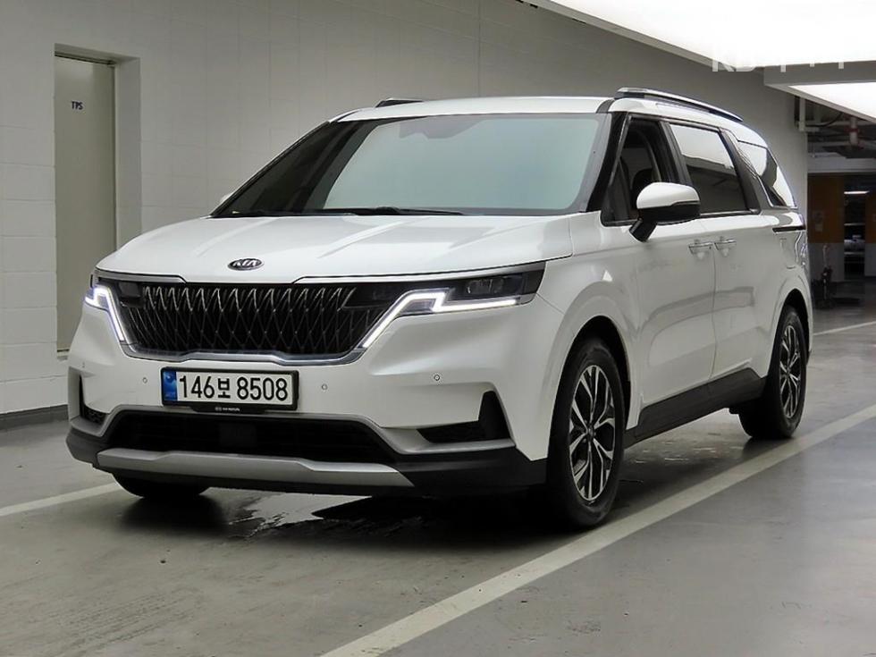 Kia Carnival — miniaturë 2