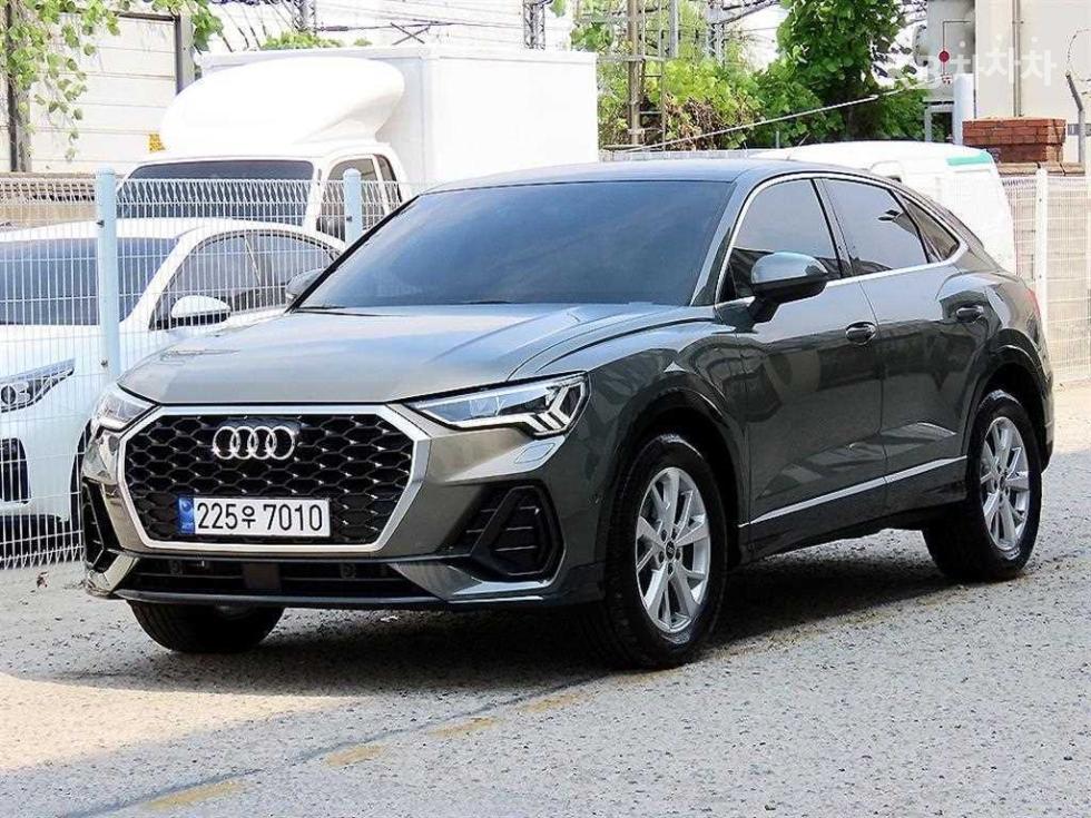 Audi Q3 — miniaturë 2