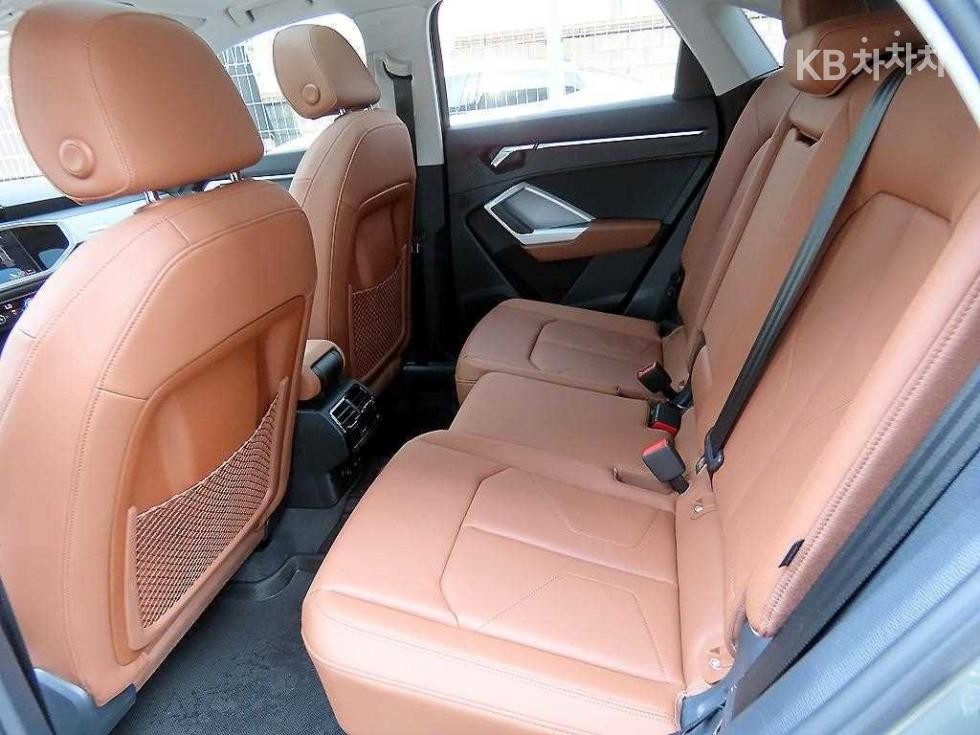 Audi Q3 — miniaturë 6