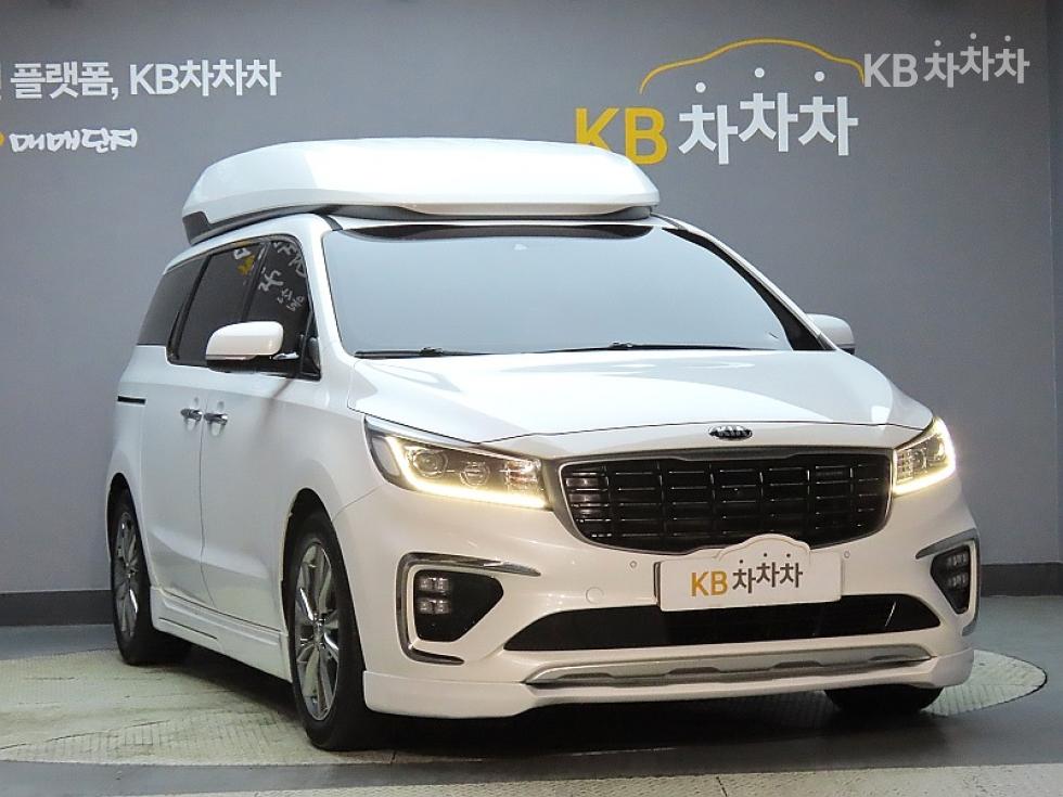 Kia Carnival — miniaturë 3