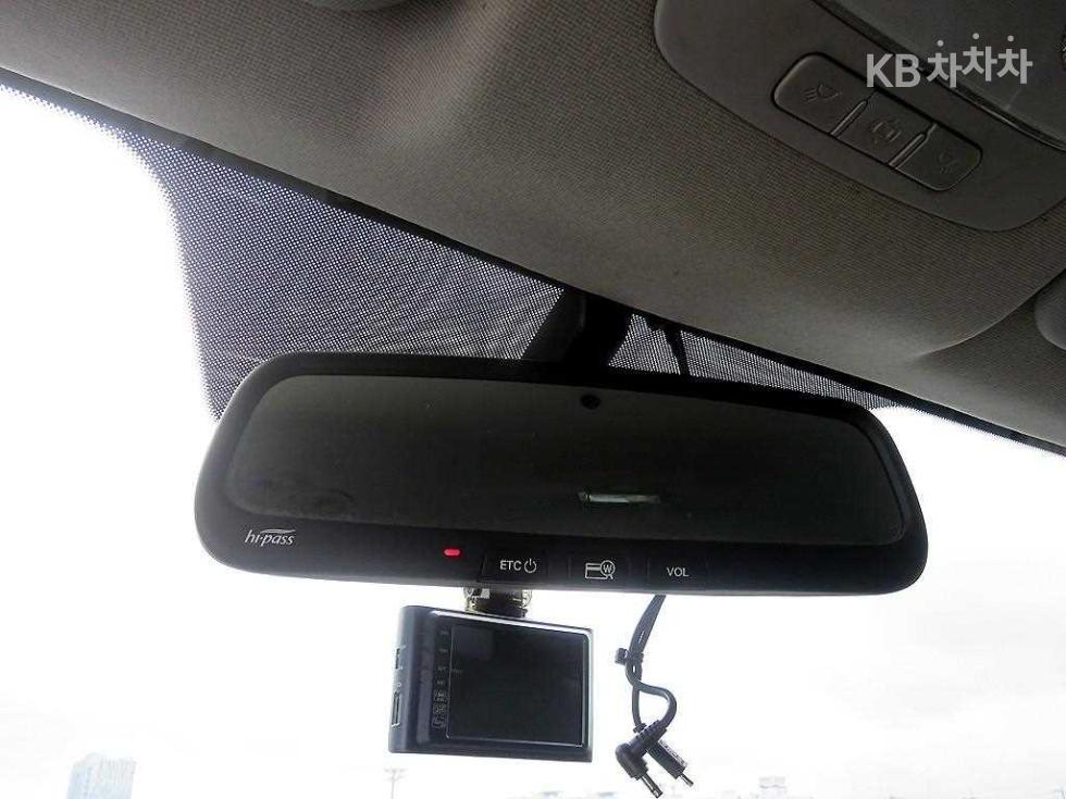 Hyundai Starex — miniaturë 15