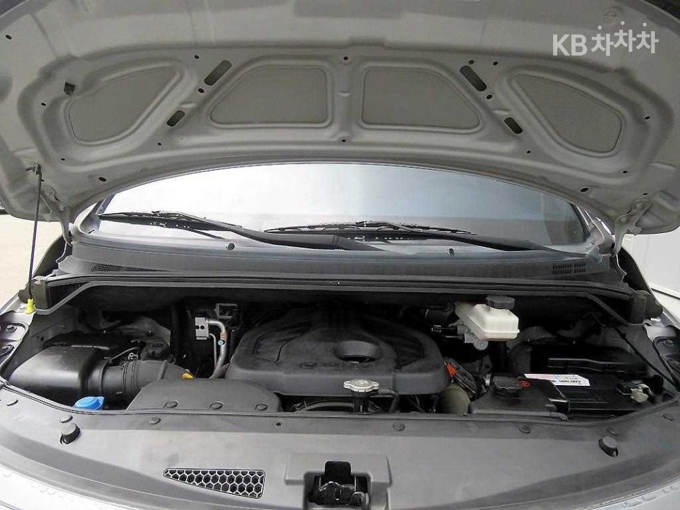 Hyundai Starex — miniaturë 18