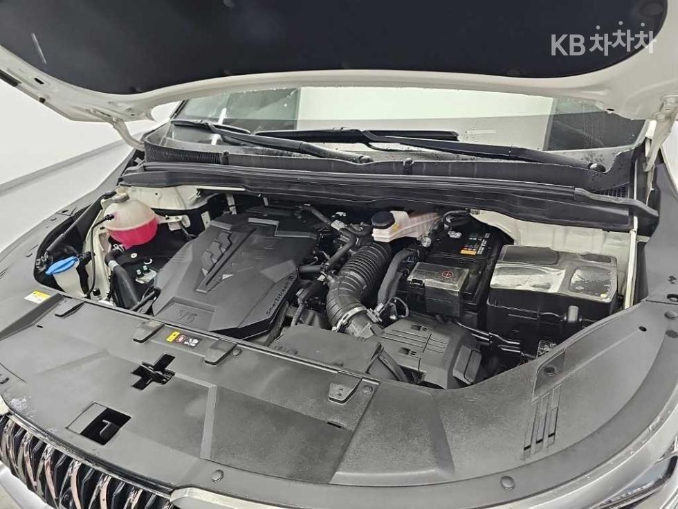 2022 Kia 4 photo