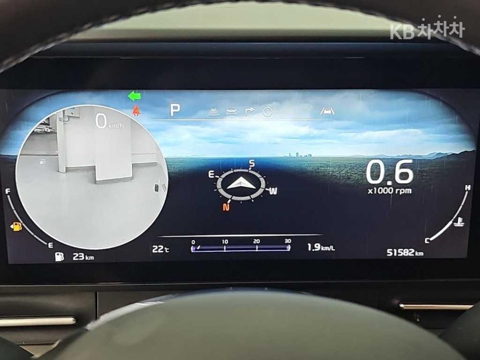 2022 Kia 4 photo