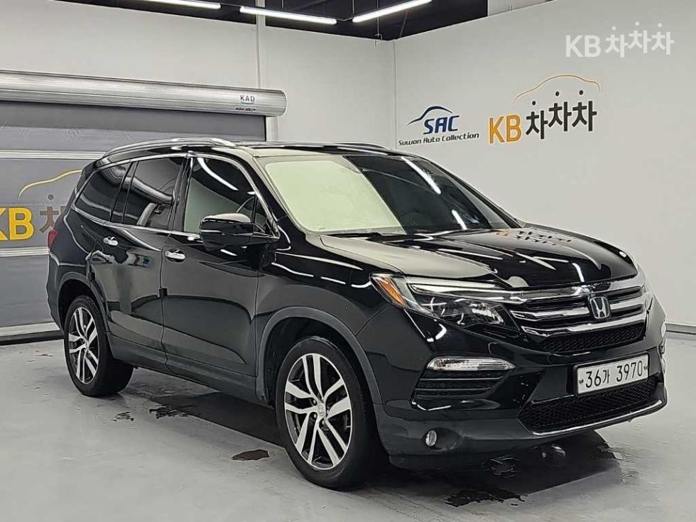 2016 Honda (3) photo