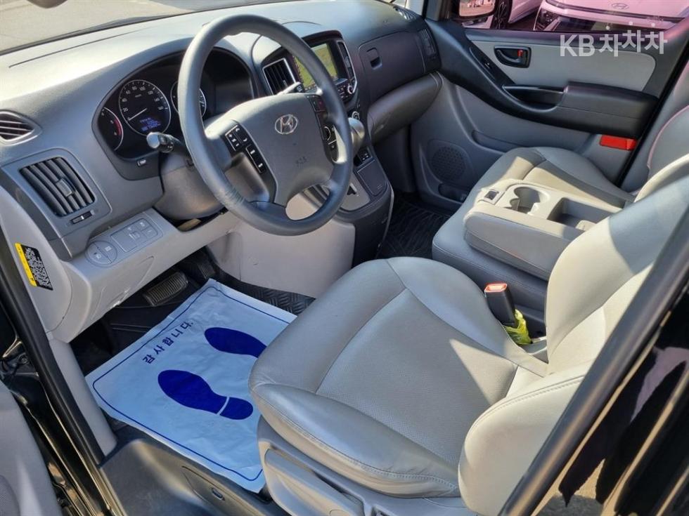 Hyundai Starex — miniaturë 9