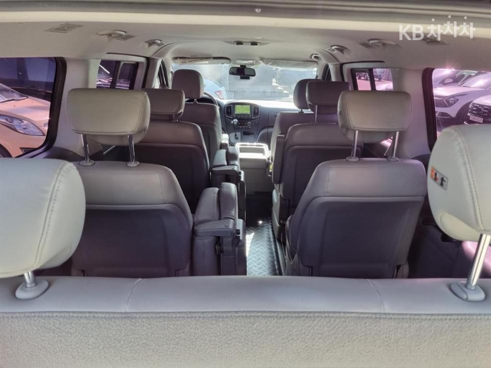 Hyundai Starex — miniaturë 10