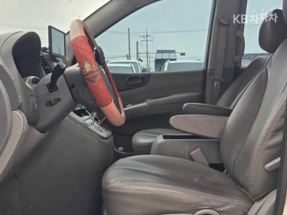 Kia Carnival — miniaturë 14